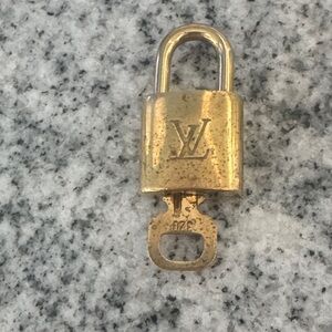 Louis Vuitton Shiny Gold Padlock